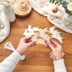 Wandgirlande Holz Hasen mit Pompons Set 01 – Bild 5