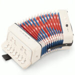 Akkordeon weiss mit Musikbuch