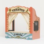Tischpuppentheater aus Holz