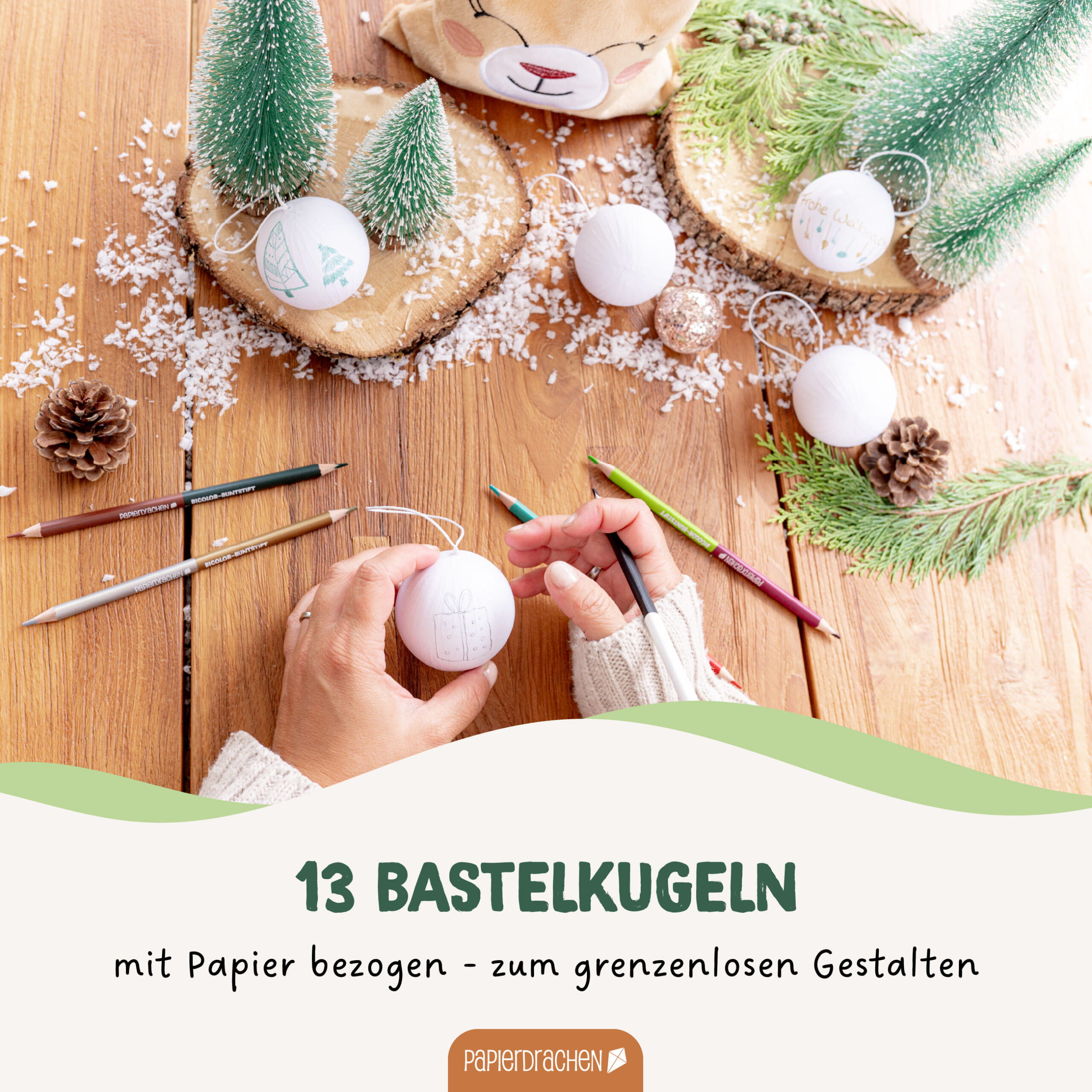 13 Weihnachtskugeln aus Pappmaché – Weiss – Bild 2